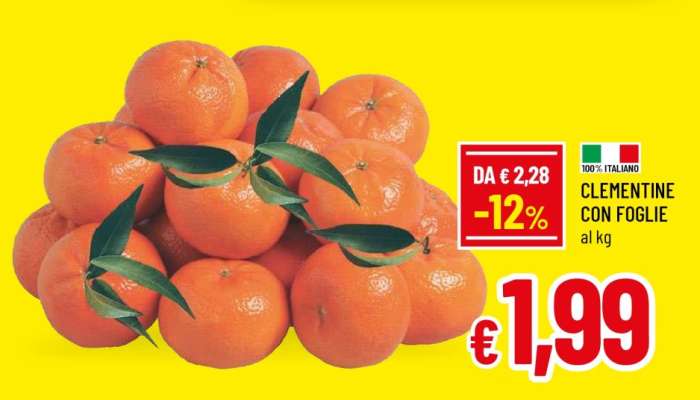 Clementine con foglie