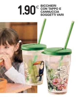 Bicchieri con tappo e cannuccia